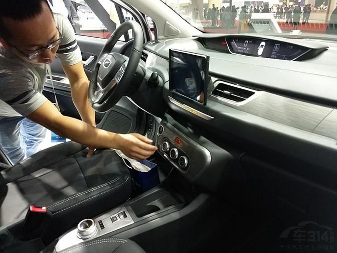 ƶȦ12460mm4010*1729*1621mm205/60R16̥񣬳˳ȱH1112mm֮⣬͹ȫһ¡