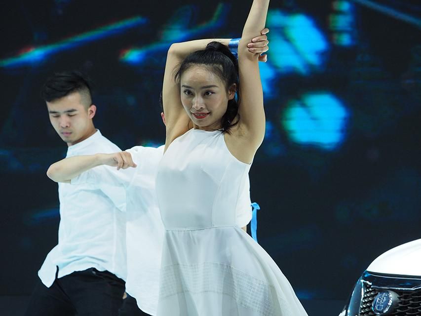 ����ƫƫ�Ϻ���չû�г�ģ��