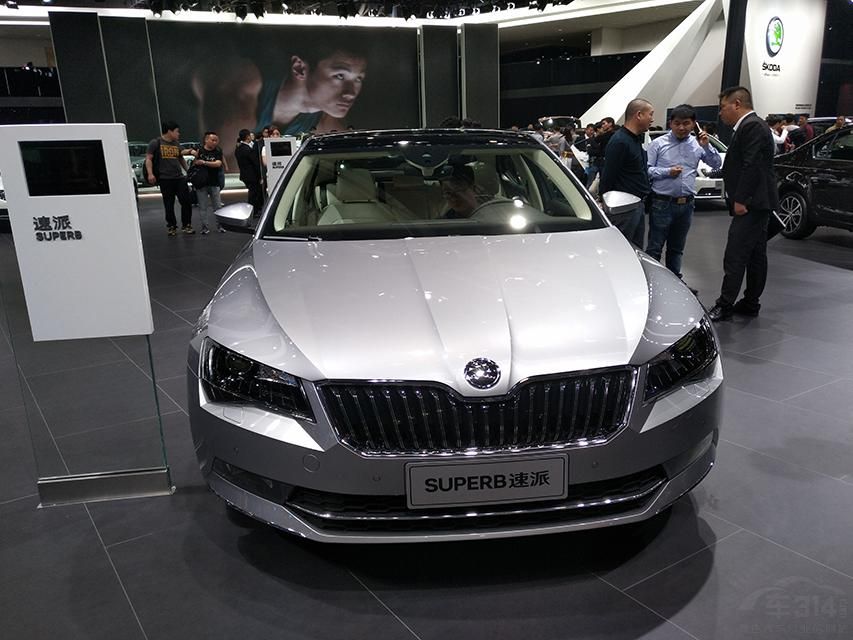 ɻ˺һ͵ƣϿɷǳı仯͸ʱС