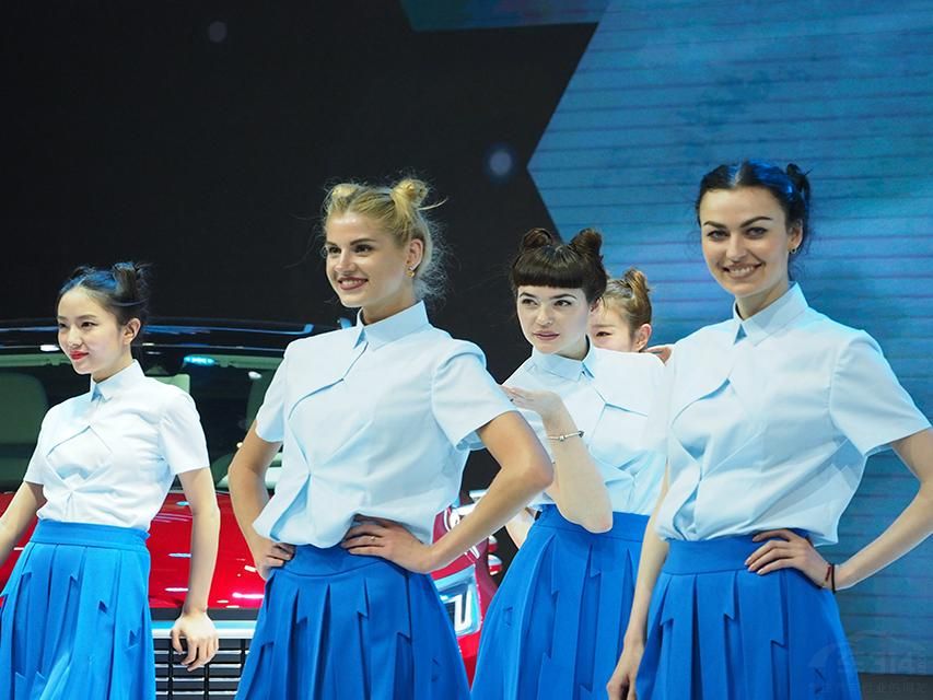 ��hold�������ͣ���ʵ��ֵ�Ͳ�����ȥ��