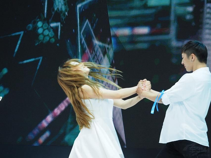 ���ǵö����α˴ˣ��Ż����Ķ�����