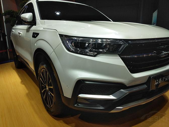 һ����������߹ᴩβ����ͬʱ���³���������ȫ�µĹᴩʽβ����ƣ������Ч��ʮ������עĿ��