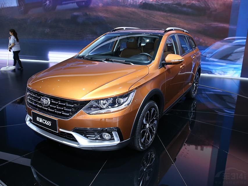 �Ӳ����������³����������˺�ɫС��Χ�����䱸�˶Ƹ�����ܡ�