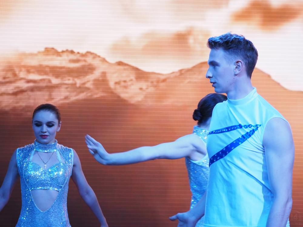 ����ͼ���첲����������