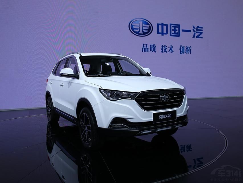 Ϊйĳ֮һһƷƽЩķչ˵ǡһʱ䣬һСSUVгҵͻƿڣɭR7һСSUVX40ǰ