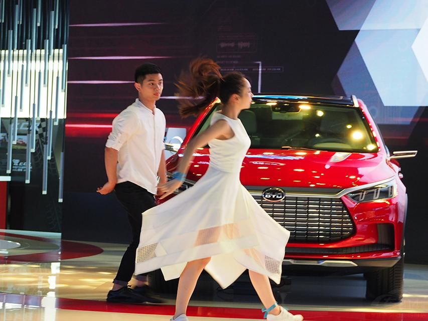 ͷ��ҲҪ˦������