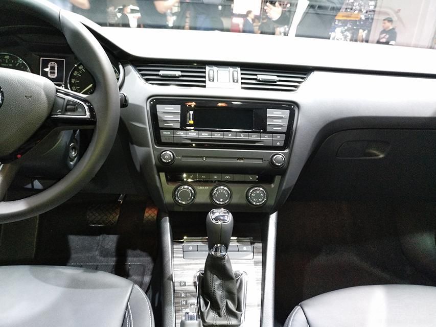 ��������泵�ͳ����߷ֱ�Ϊ4675/1814/1460mm�����Ϊ2686mm������ֿ�ͳ���������16mm�����ౣ�ֲ��䡣