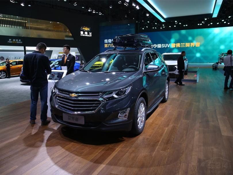 ̽���ߵ�ǰ���к�Ũ���ļ����������ֽ׶�ѩ�����Ƴ��ĳ��Ͷ������ַ��