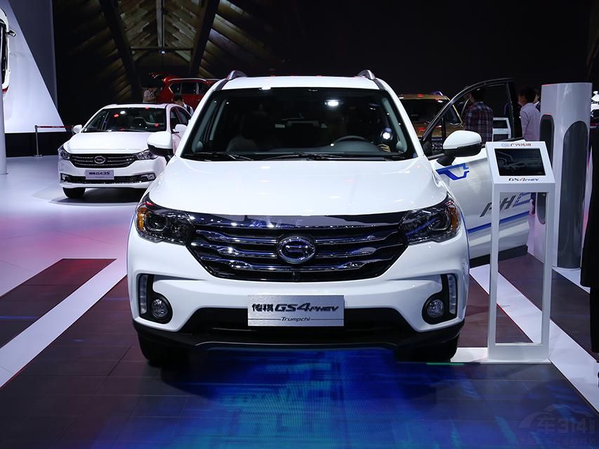 �³��ĳ����߷ֱ�Ϊ4510/1852/1677mm���䱸�����Ϊ1708mm�������Ϊ2650mm