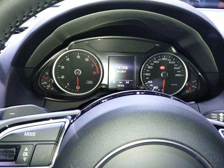 ϵĸĶҲǺԣΪ˶ദٿԪϸԶƸװ⣬40 TFSIͼϳ䱸˽ܲ40 TFSIͺ˫ɫΡ