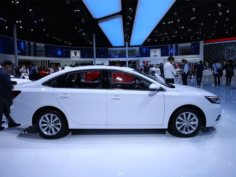 i6 16T��1.0T���ͣ����������20T��1.5T�����е��䳵��û�в��죬���ɱ�����Դ��������Vision-R����Ľ϶����Ԫ�أ���������������ͷβ���͵ȡ�