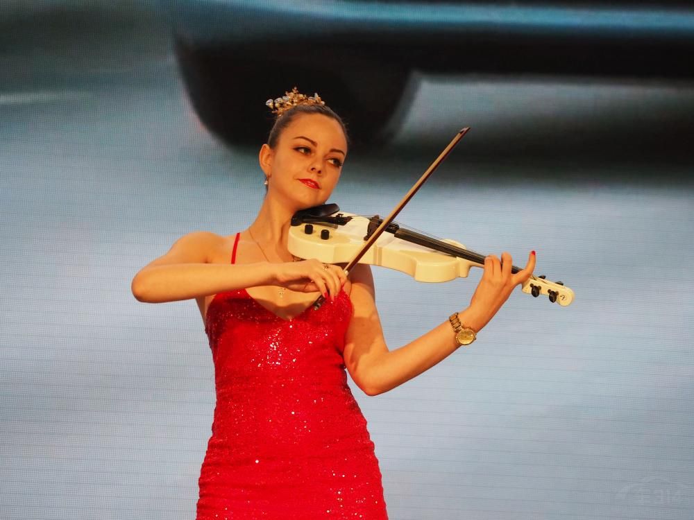 ��������������