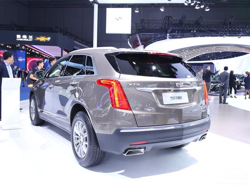 ��������֮ǰ�����һֱ���зǳ�ǿ��������������һ����SRX����������Ȼ����ʱ����ȫ�µ�XT5���ϣ���Ȼ��������������������ͬʱ�����˸�����ʾ�Ƽ���ʱ�е�Ԫ�ء�