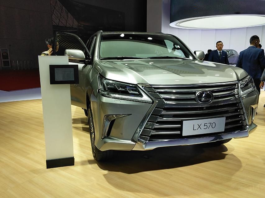 棬¿LXֿͬ5.7L V8Ȼ367ֵŤ530ţס