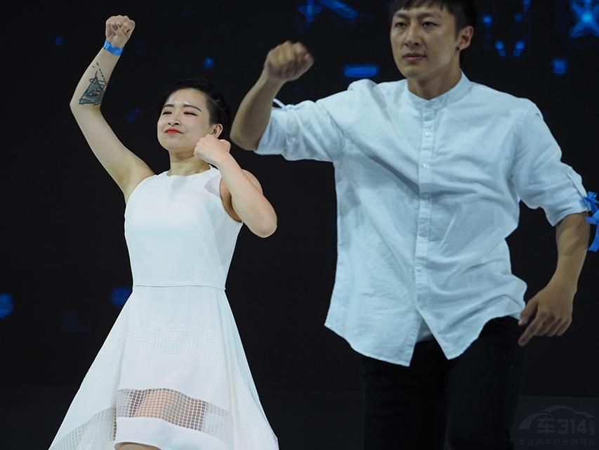 ����ȭͷ��������ô���������ʶ���˼ҷ��㡣