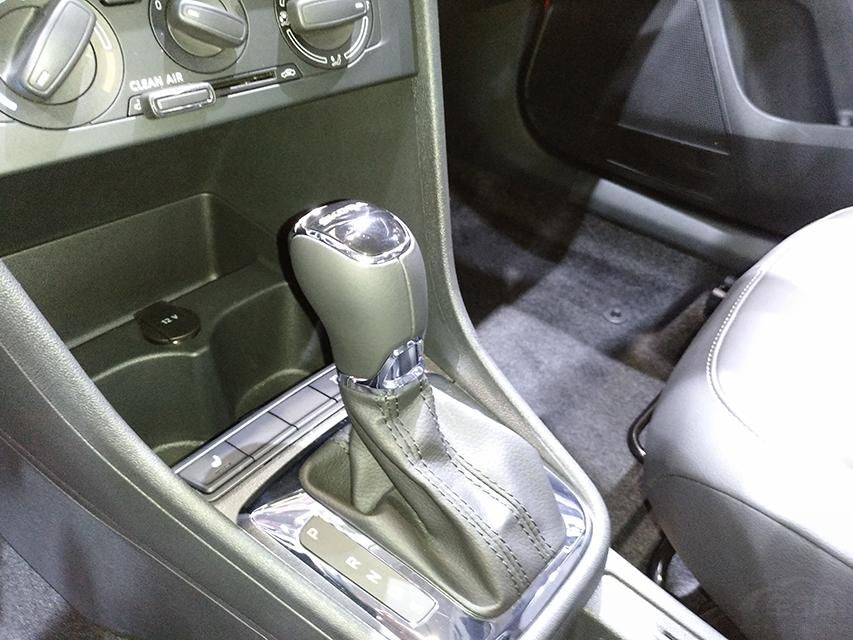 ÷棬³USBӿڡWiFiȵ㡢˹´ﳵԻá