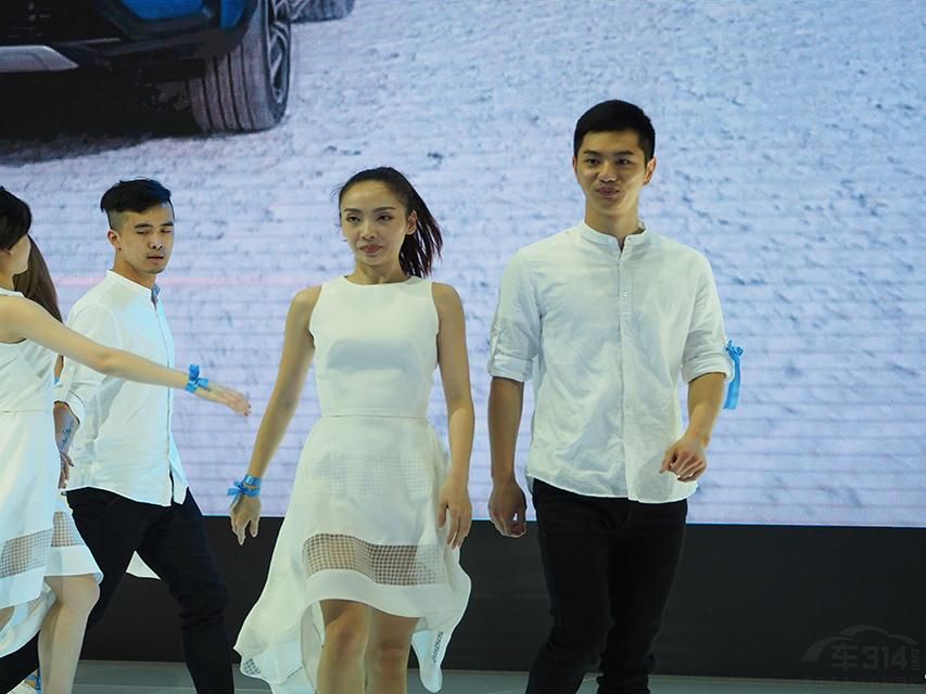 ��ֱ�������ߵı��������