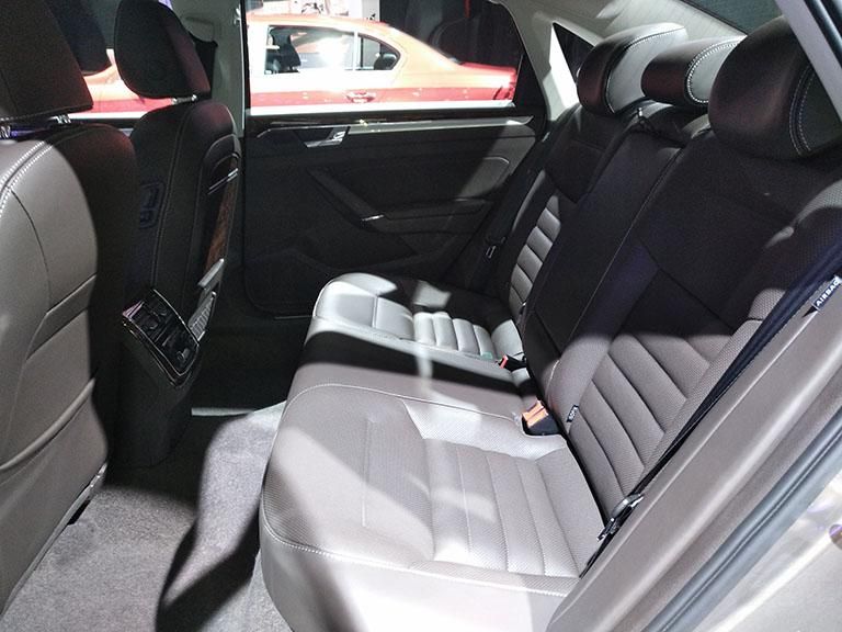 ռ䷽棬ǰͷָȲռ䳬ȭͷָ