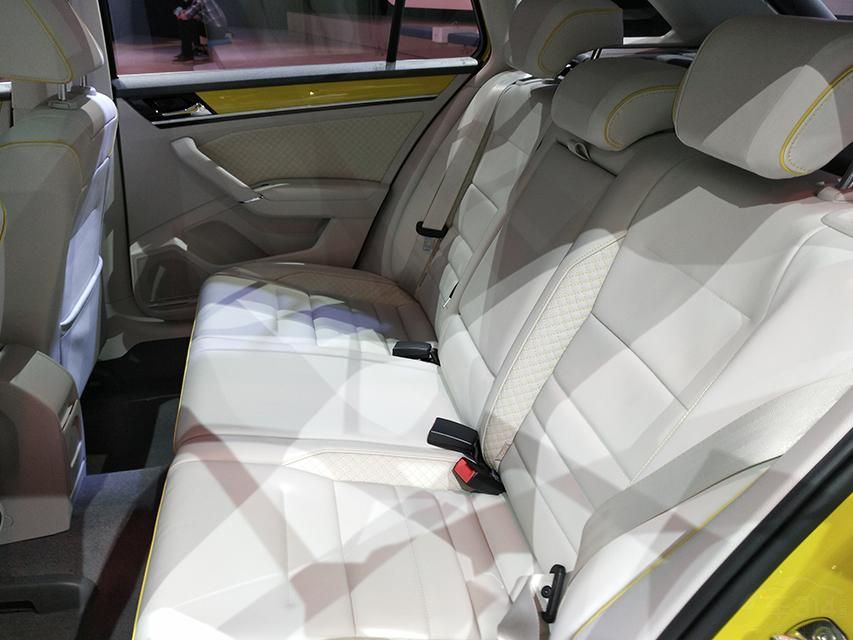 棬³1.4TѹΪ131ֵŤΪ225ţףƥĽ7˫ϱ䡣