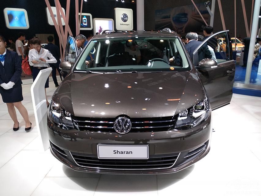 ÷棬¿ʸݳͲͬṩ˫绬šȫ촰˫ơɲԶյԶפ졢App Connectֻӳ䡢Ӱƣ;ʾϵͳ