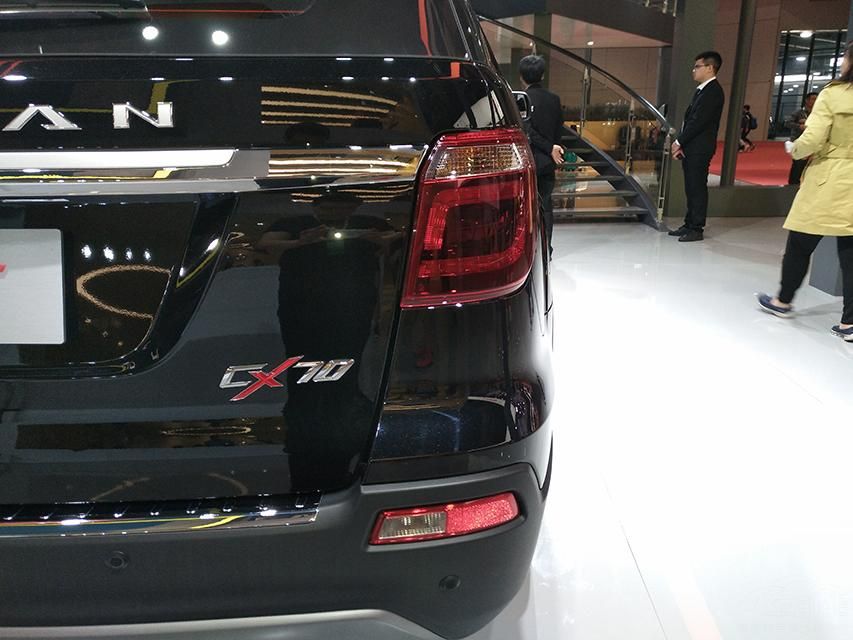 ڳߴ緽棬³ĳ߷ֱΪ4705*1800*1750mmѡװܺ1775mmΪ2780mm