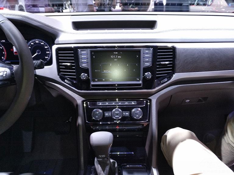 ֿĶƸװΪ˳ͷҫ۵Ĳ֣ڶƸװӳ½դԵʮֵͻǷ