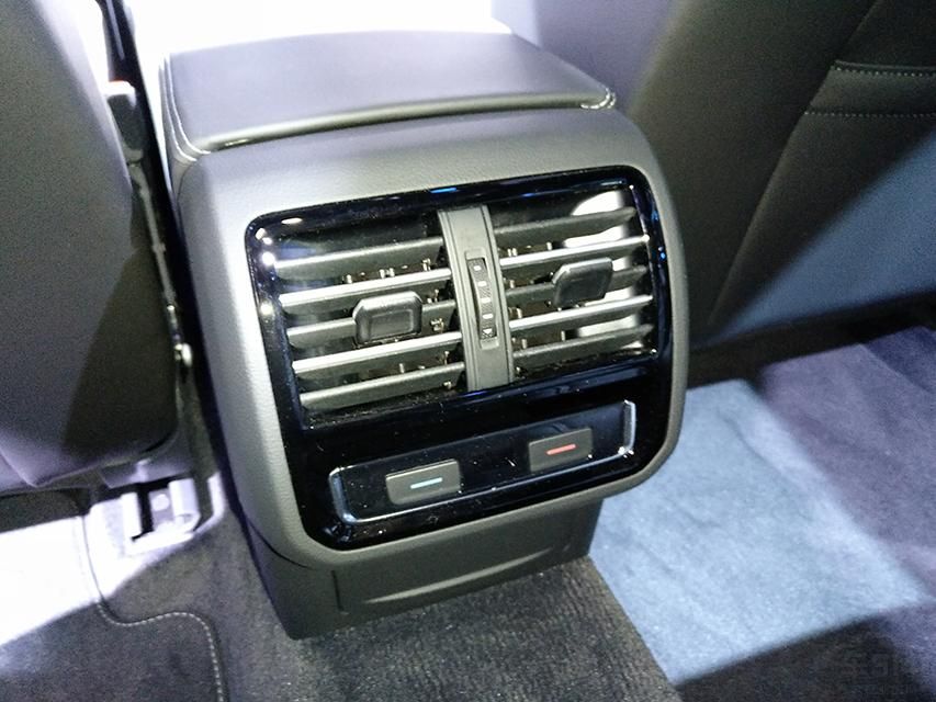 ⳵дƽ̨죬ͬʱӵиװĲٿ