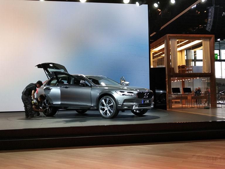 �����޳��ĳ��������еĳ�β��90ϵ�������һ�����