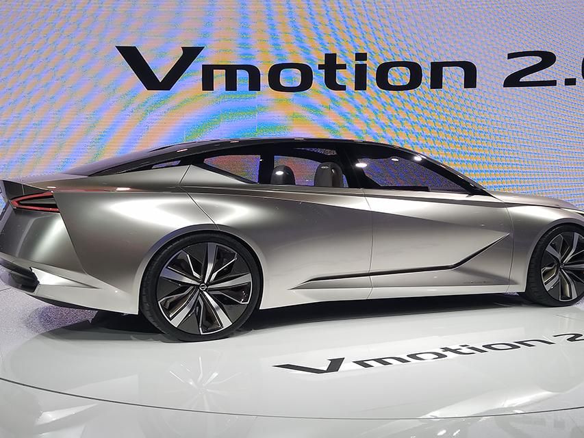 �Ӳ��泵������������һ�������ĸ����߿̻��������Ϭ����Ӱ��������ͬ��������������ʽ���������˳���ǰ����β����