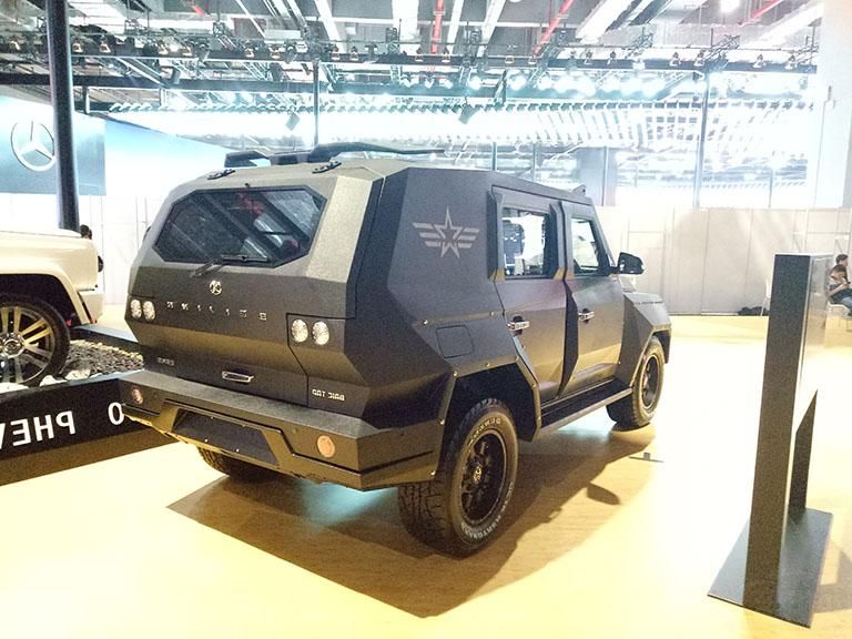 �ӷ��������Ϸ��Ľ������ܹ��ֱ�����Ķ������ݡ�