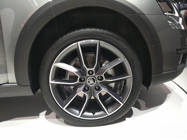 ̨ո°벿ԼȫʹϵİΧп糵ĸо