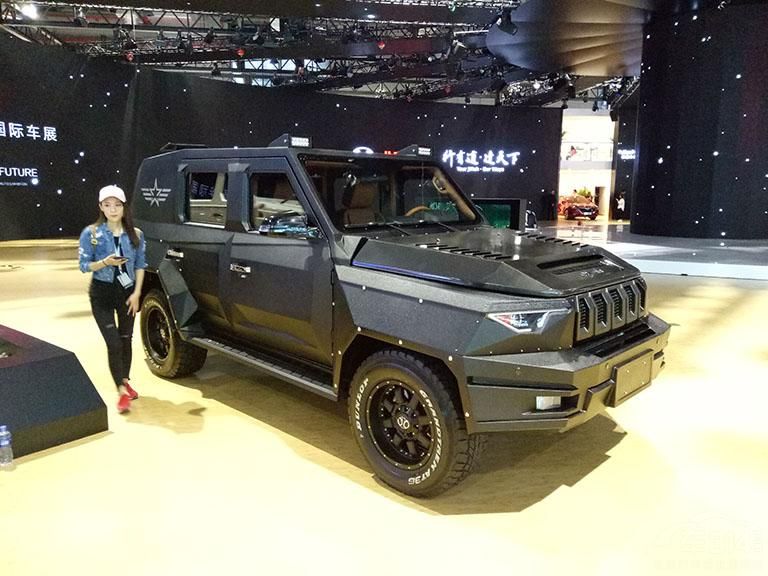 ��Ϻ�ɫ��ɲ����ǯ��͹���˶��С�