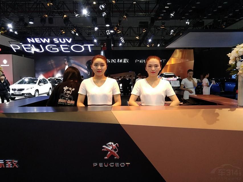 ����̬���桢������Ƥ��˫���κ죬��ɫ���������ȸ��š�