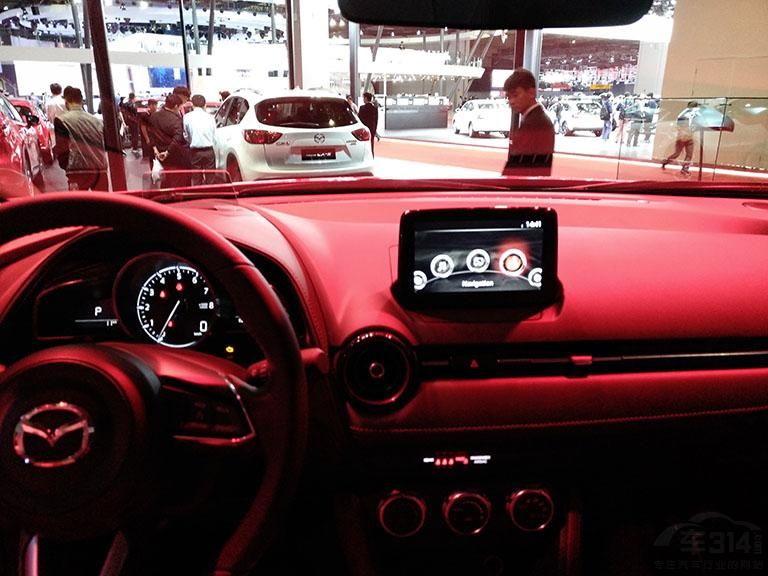 ����ʽҺ������Բ�γ���ڣ���������������ữ