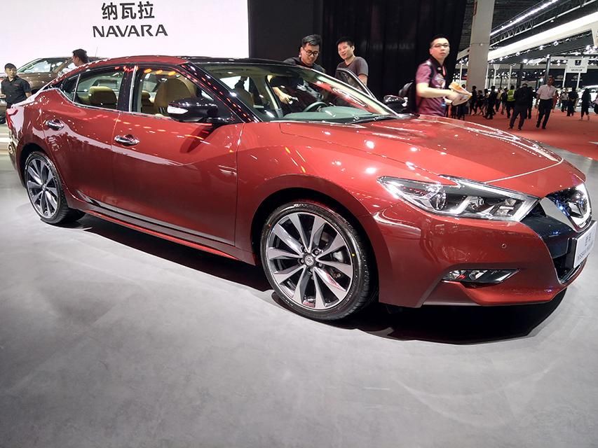 �������ϣ����������ղ����µ�������������V-MOTION�����դ����ƽ�����ա�����ʽ���������Ԫ�ء�