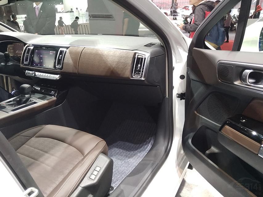 �����ߴ緽�棬4980mm��1858mm��1475mm�����ﵽ��2900mm��