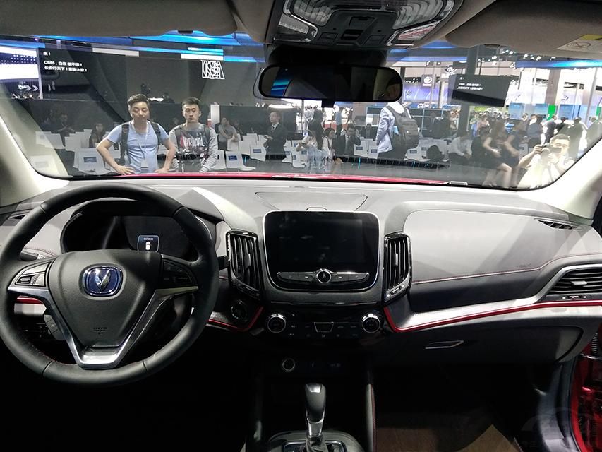 β֣CS55ԼΪڰ˫ɫĴɫװԪأóڿʱϢ