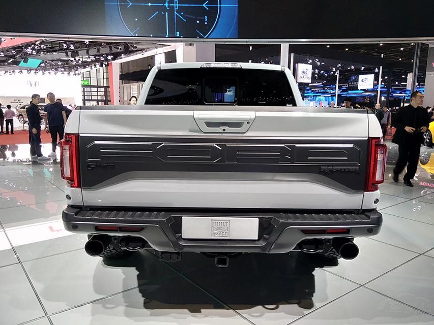 F-150()һ̨3.5L˫ѹV6,Ϊ421(Ps),ŤΪ768N.m10һ,ṩ6ּʻģʽ
