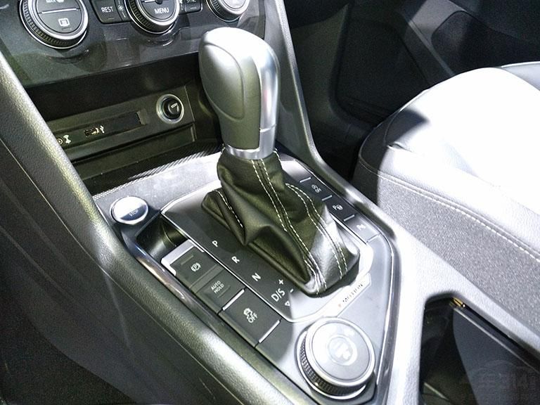 TiguanȫϵȲLEDƲҴռгơֵע380TSI R-Line ͣװR-Line ׼Ե൱й