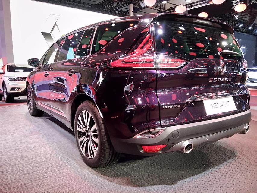 ��ؼ�϶�������ӣ�ͨ���Ը��ã�����MPV������ʮ�ֶ��ء�