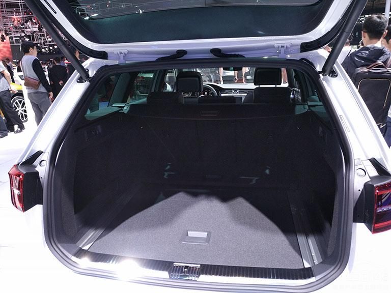 εǴڵڰ˴Passatа汾ǰͬ汾Passatͱһ