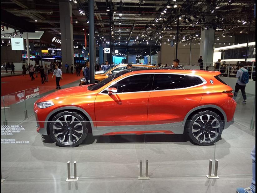 21Ӣ�����Ͻ���Ȧ�Լ�����Ϭ����ǰ�����ͬ�������Ӿ��������