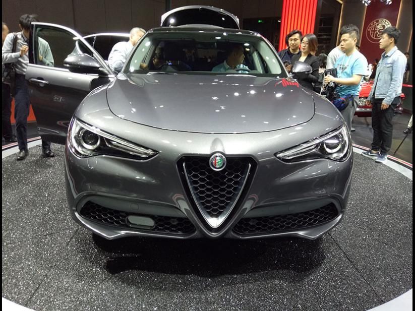 StelvioȥʮУرǻ״ǰһ