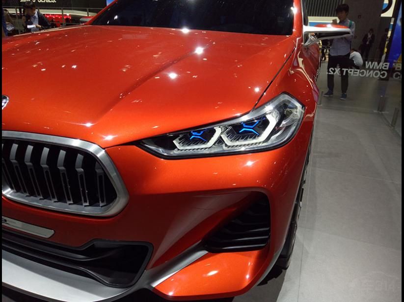 ϸ�ڷ��棬����Ľ����ں�˫��������դ��Ϊ��ͷ�����˶��е�Ч����