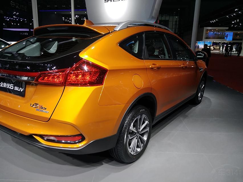 ƵǰLEDƣ³͸ʱᡣǰոܱ䶯󣬲˸Ϊŵƣ嶯ʮ㡣