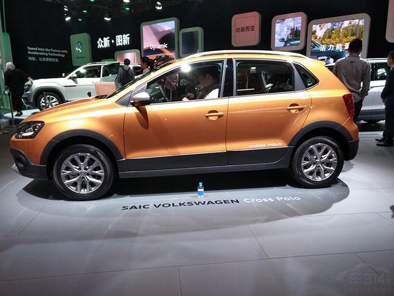 ¿Cross POLOֿͻһ¡³˺ɫΧ䱸˳ܣ˿