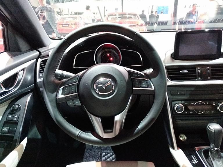 жɫԺɫ˶Ϊɫ䱸˴7ӢʽMZD ConnectԴϵͳ