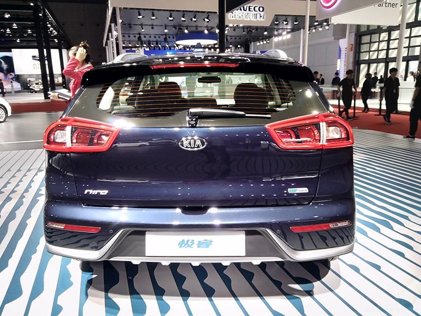 �ӳ�β���������β����ƱȽϼ�࣬�������Ӿ�Ч���Ƚϱ�����