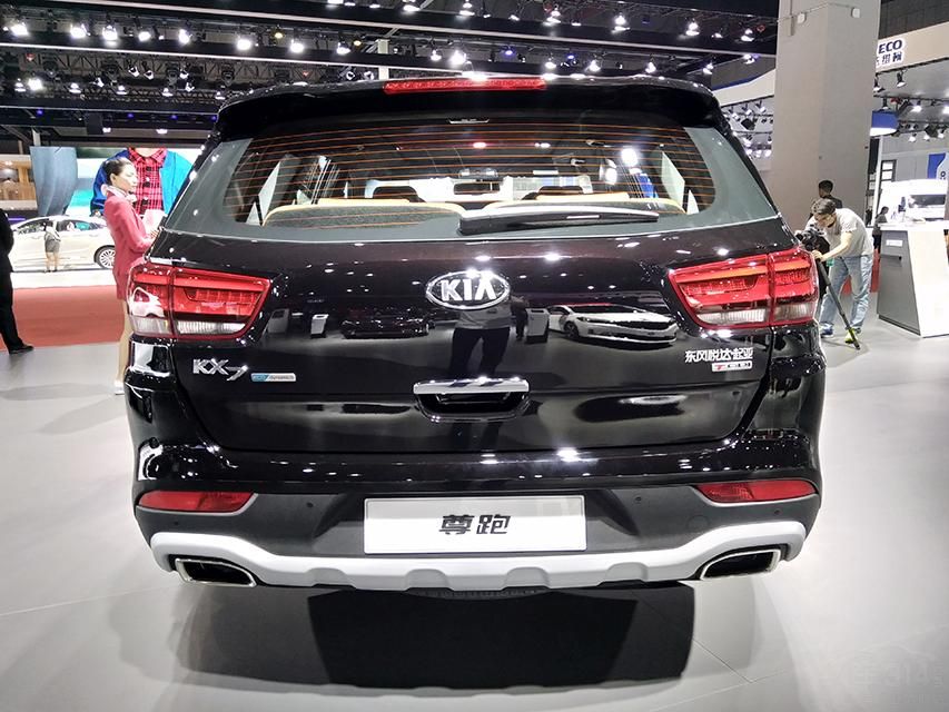 ϱ˼ʽĻХʽǰͬʱȫLEDԴӲʵĳߡ˫˫βŵԪأȥʱֲʧС