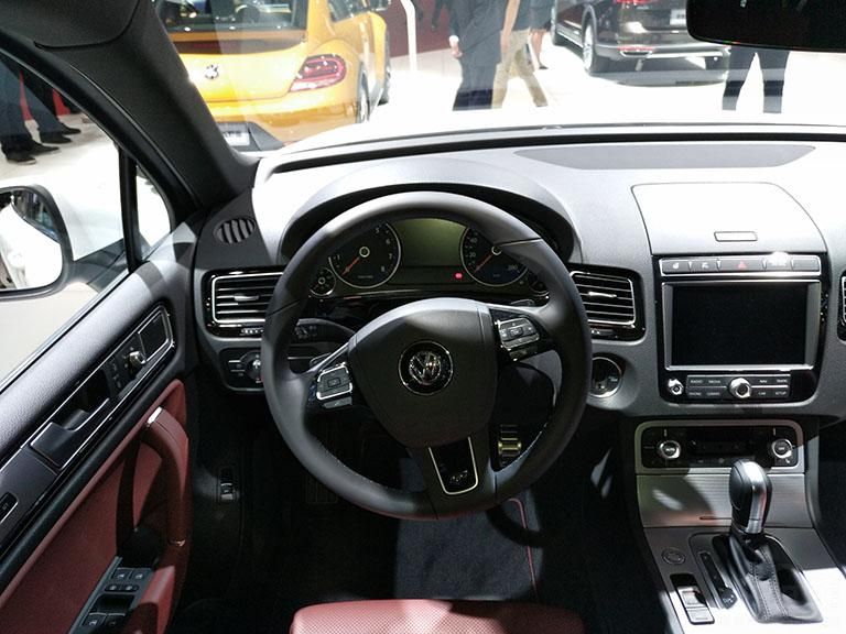 ʻڵһϵͳѭʽӹܵԭ򣬼ʻ̨ԼʻԱΪģǱ̺п̨ʻԱķб